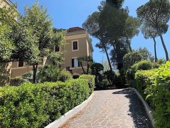 villa angelina