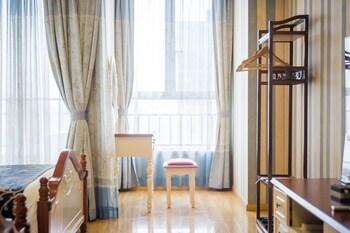 guangzhou laiste aparthotel science city greenland central plaza branch
