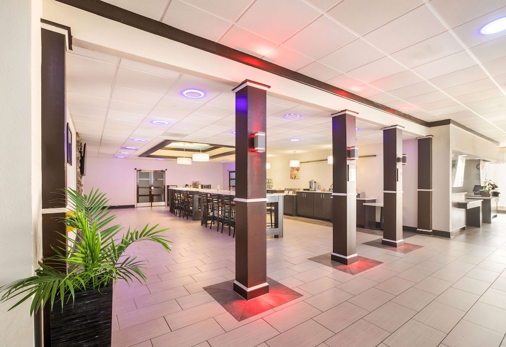 best western atlanta cumberland galleria hotel