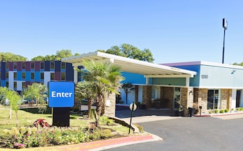 best western atlanta cumberland galleria hotel