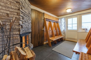 kuukkeli saariselka inn