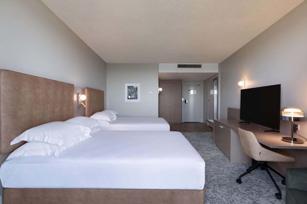hilton garden inn darwin