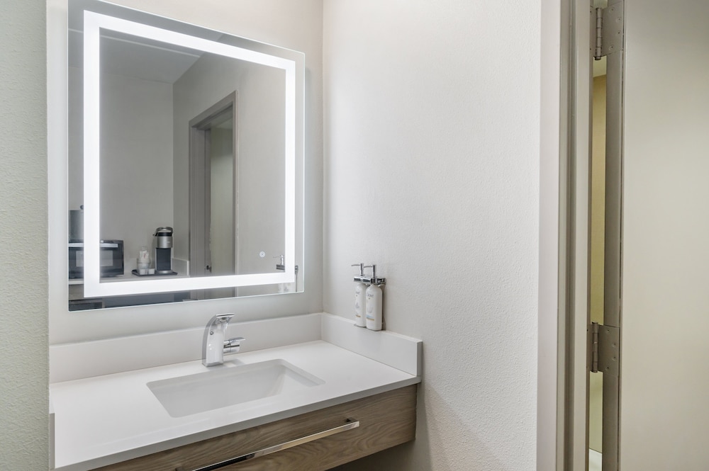 holiday inn express greencastle an ihg hotel