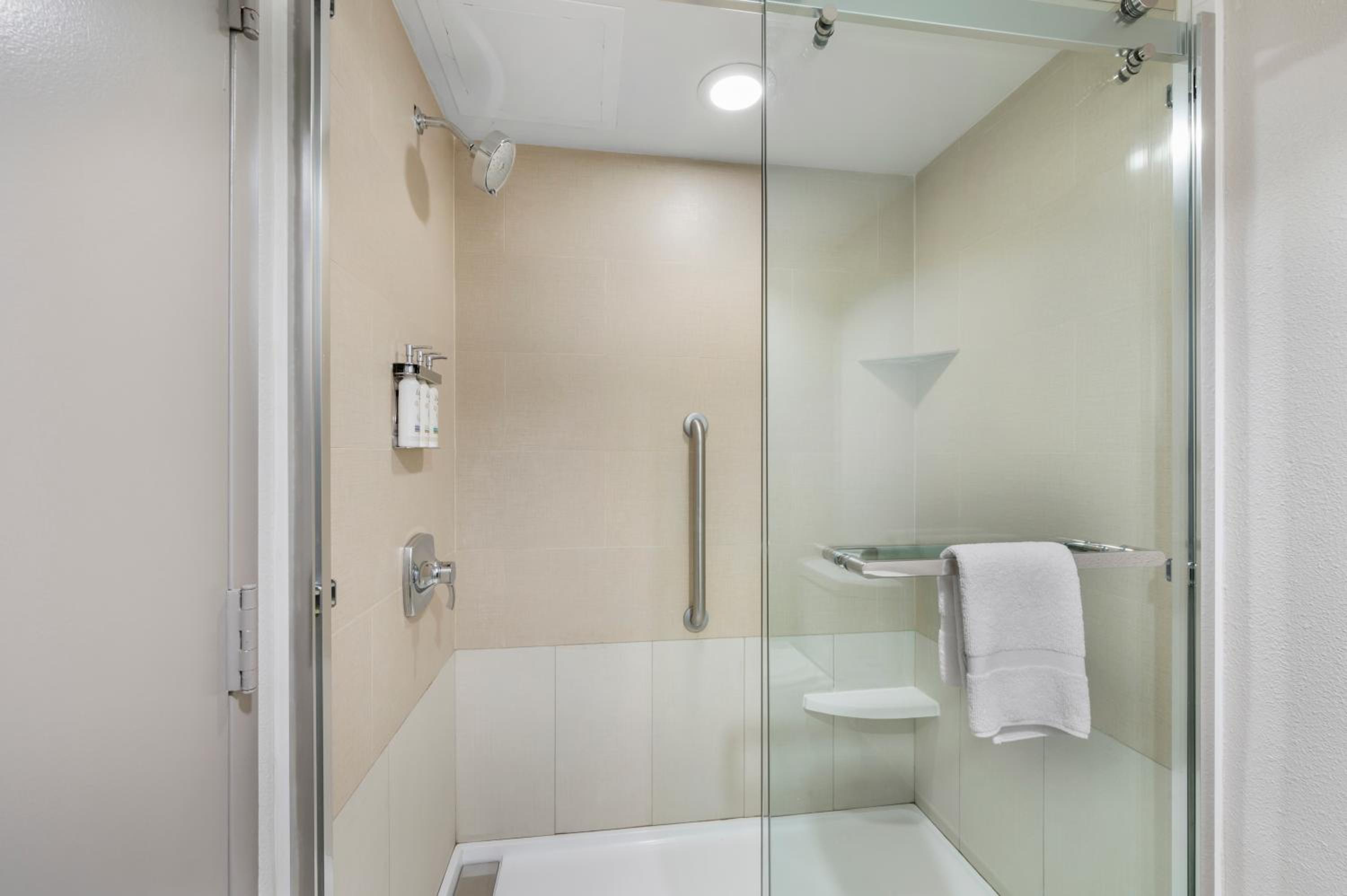 holiday inn express greencastle an ihg hotel