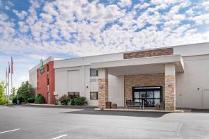 holiday inn express greencastle an ihg hotel