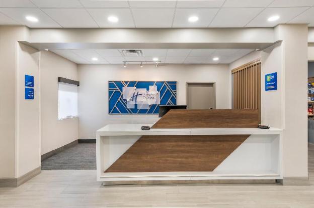 holiday inn express greencastle an ihg hotel