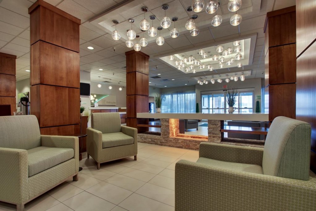 clarion pointe hopkinsville near the bruce convention center