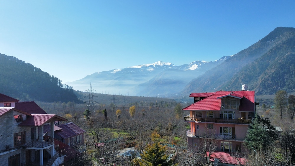 countryside himalayan resort manali