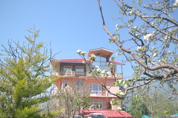 countryside himalayan resort manali