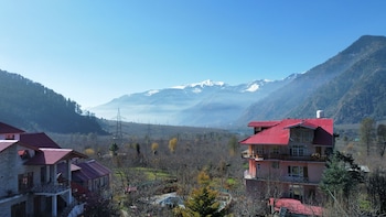 countryside himalayan resort manali