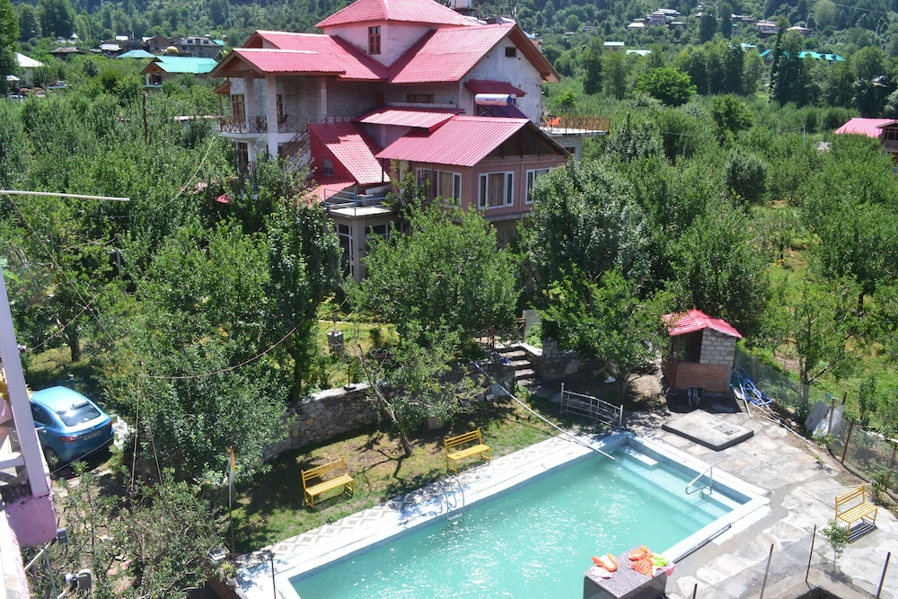 countryside himalayan resort manali