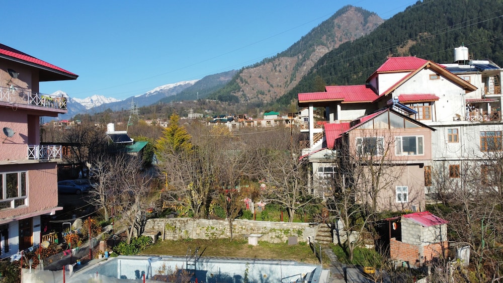 countryside himalayan resort manali