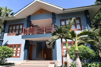 tran chau beach and resort