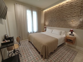 uma suites parada del marques