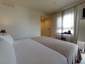 uma suites parada del marques