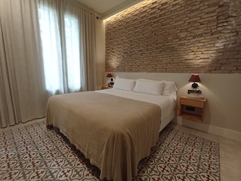 uma suites parada del marques