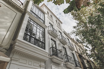 uma suites parada del marques