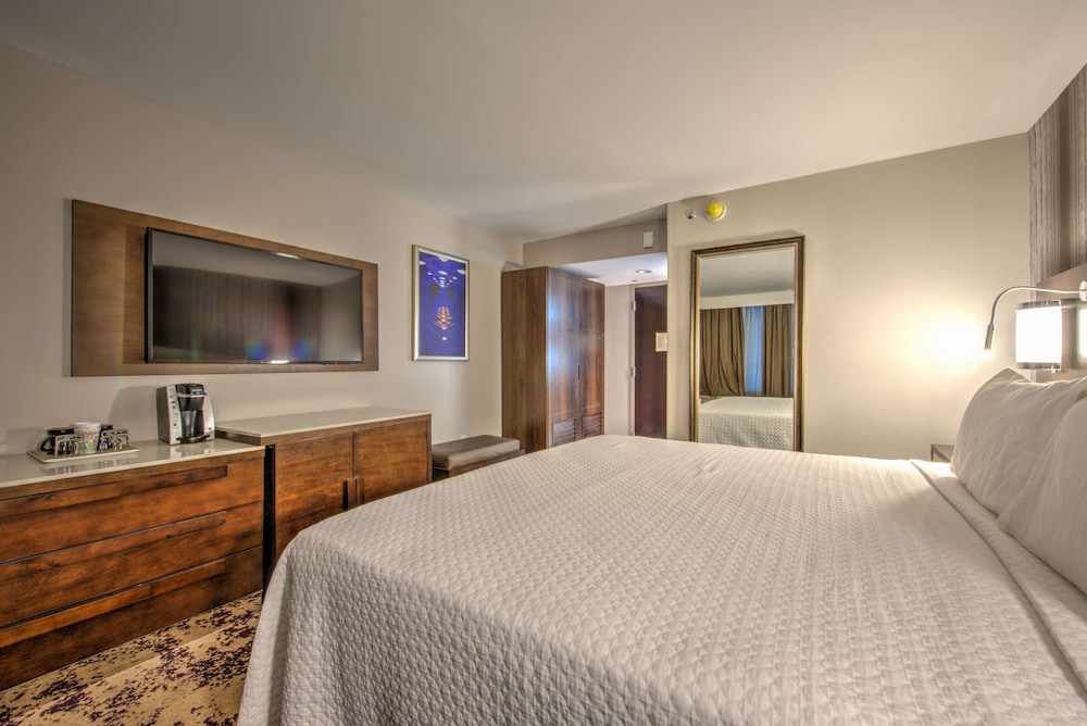 doubletree by hilton houston brookhollow