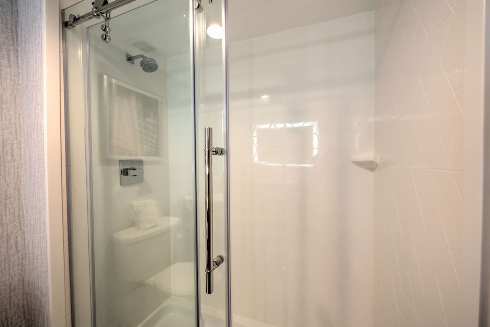 doubletree by hilton houston brookhollow