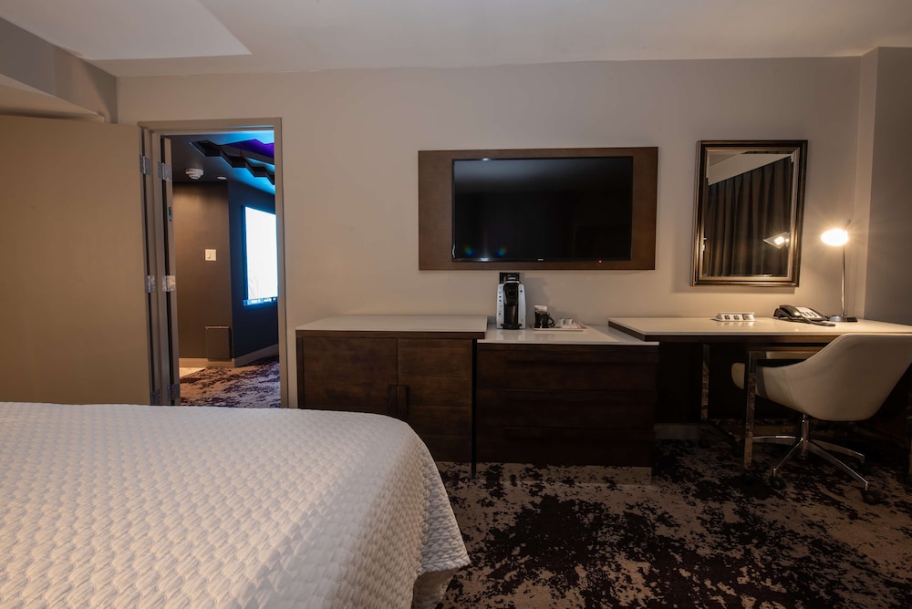 doubletree by hilton houston brookhollow