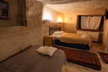 peri cave hotel