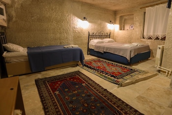 peri cave hotel