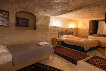 peri cave hotel