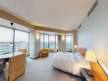 grand prince hotel osaka bay