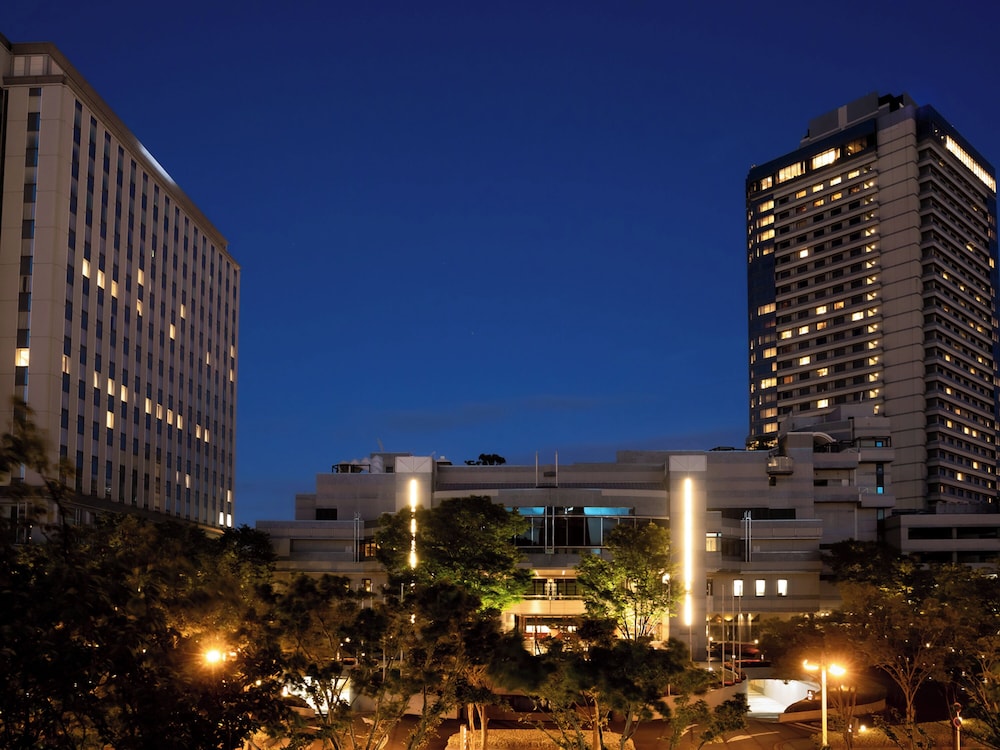 grand prince hotel osaka bay