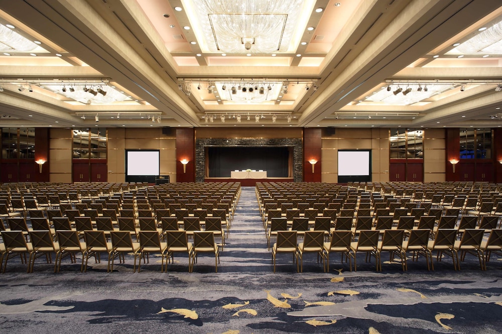 grand prince hotel osaka bay