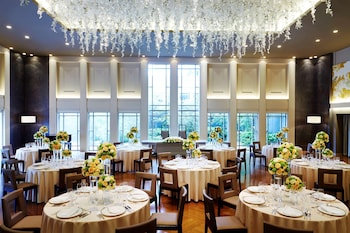 grand prince hotel osaka bay