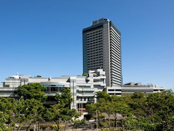 grand prince hotel osaka bay
