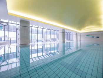 grand prince hotel osaka bay