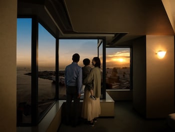 grand prince hotel osaka bay