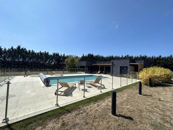 artemis hotel and spa bistro coquet