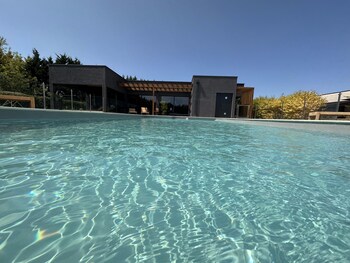 artemis hotel and spa bistro coquet