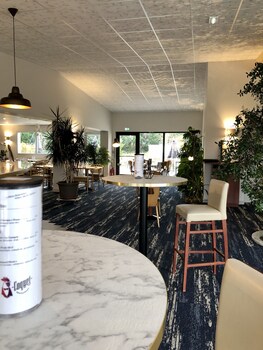 artemis hotel and spa bistro coquet