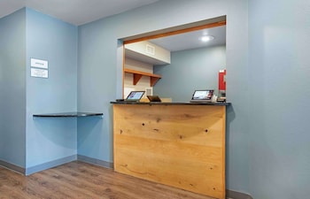 extended stay america select suites mobile daphne