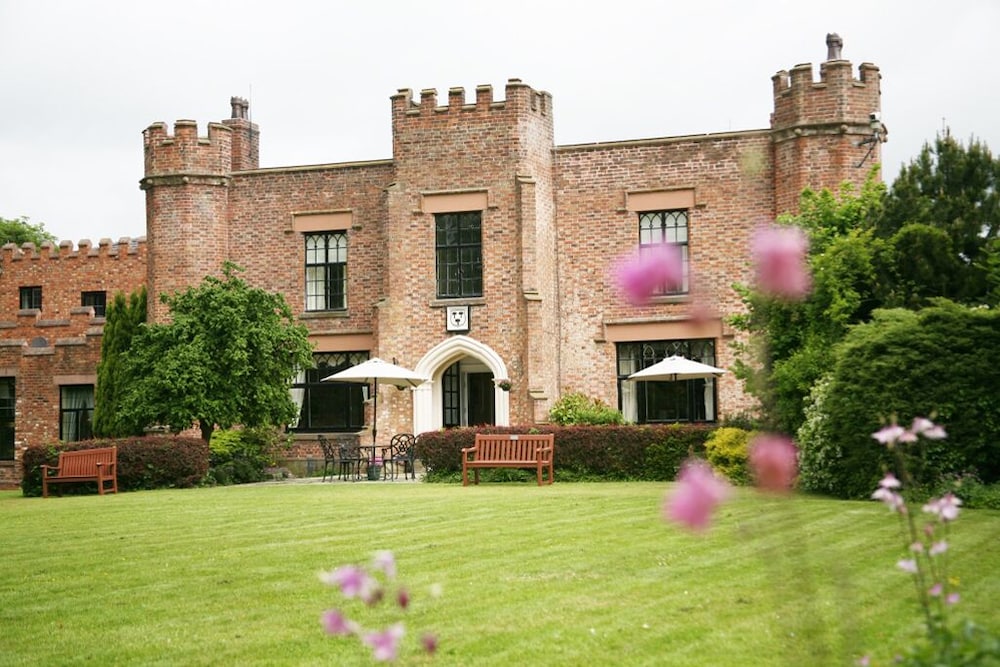 crabwall manor and spa bw signature collection