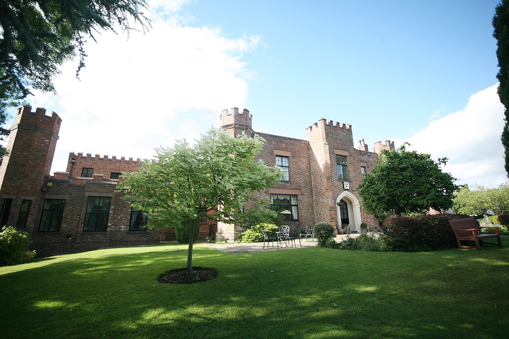 crabwall manor and spa bw signature collection