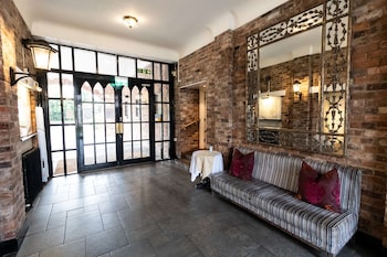 crabwall manor and spa bw signature collection