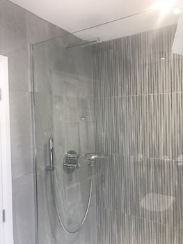 crabwall manor and spa bw signature collection