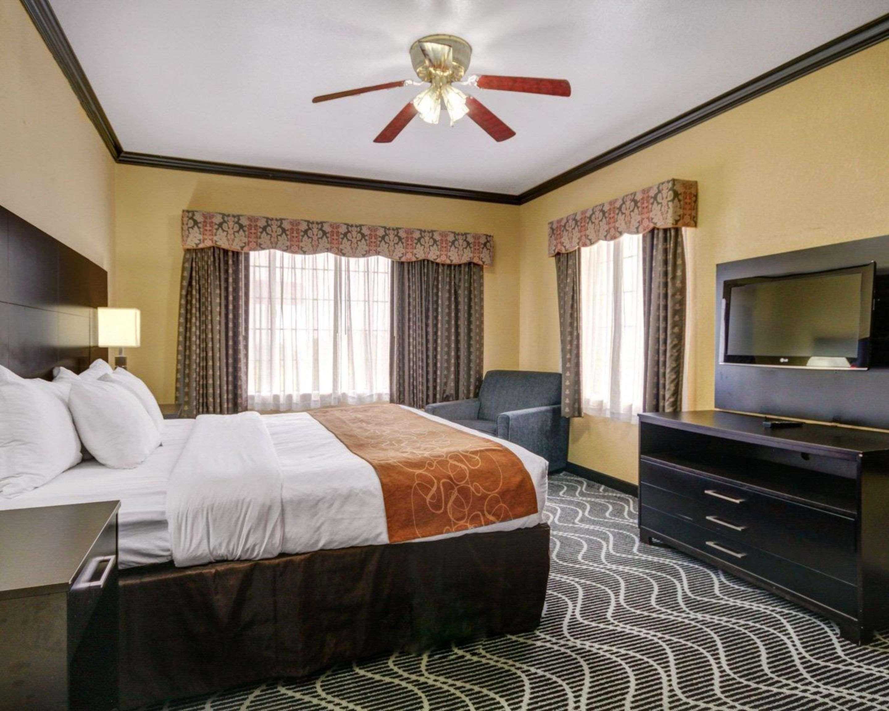 comfort suites lake ray hubbard