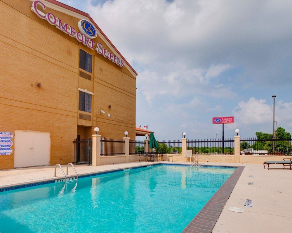 comfort suites lake ray hubbard