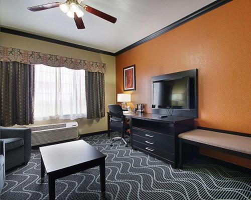 comfort suites lake ray hubbard