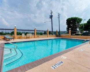 comfort suites lake ray hubbard