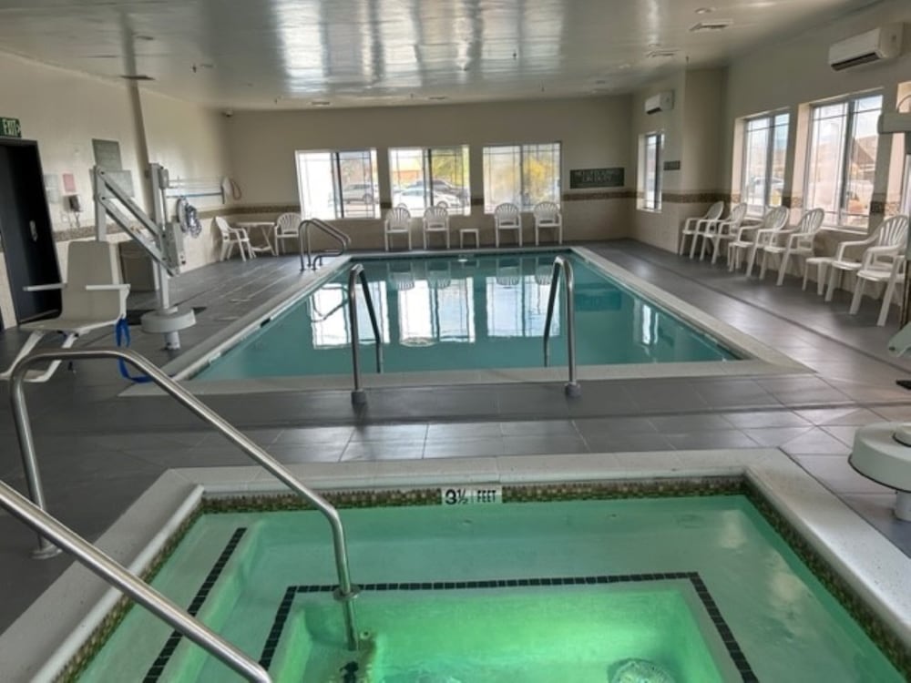 holiday inn hotel and suites barstow an ihg hotel