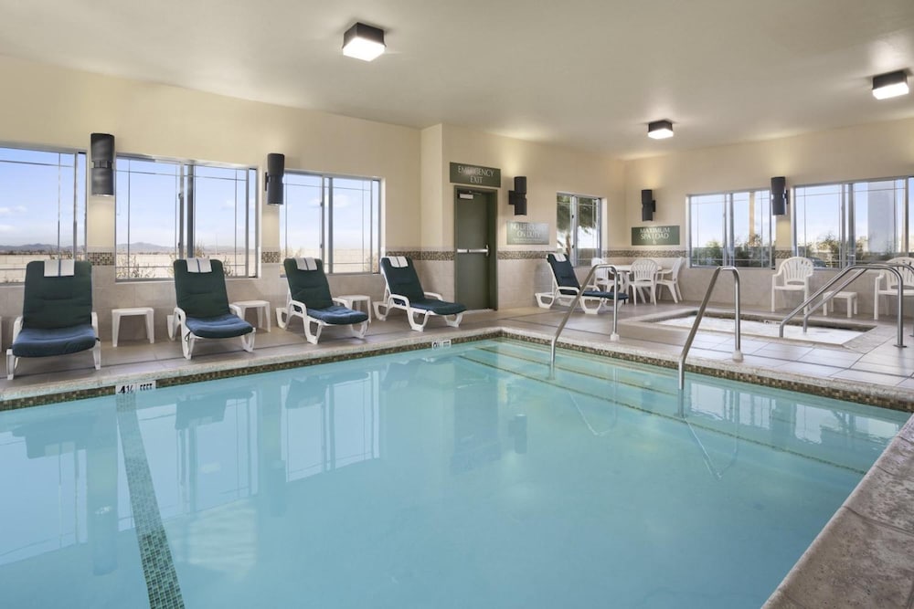 holiday inn hotel and suites barstow an ihg hotel