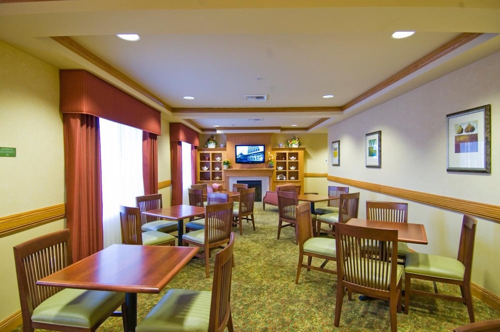 holiday inn hotel and suites barstow an ihg hotel