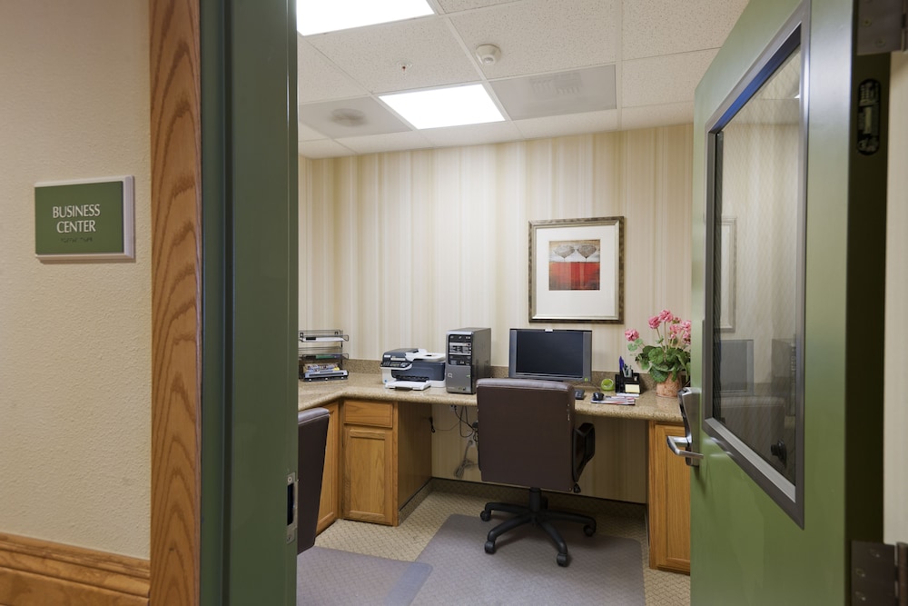 holiday inn hotel and suites barstow an ihg hotel
